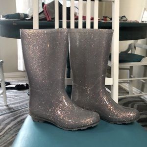Glitter rain boots girls size 3 cat and Jack brand